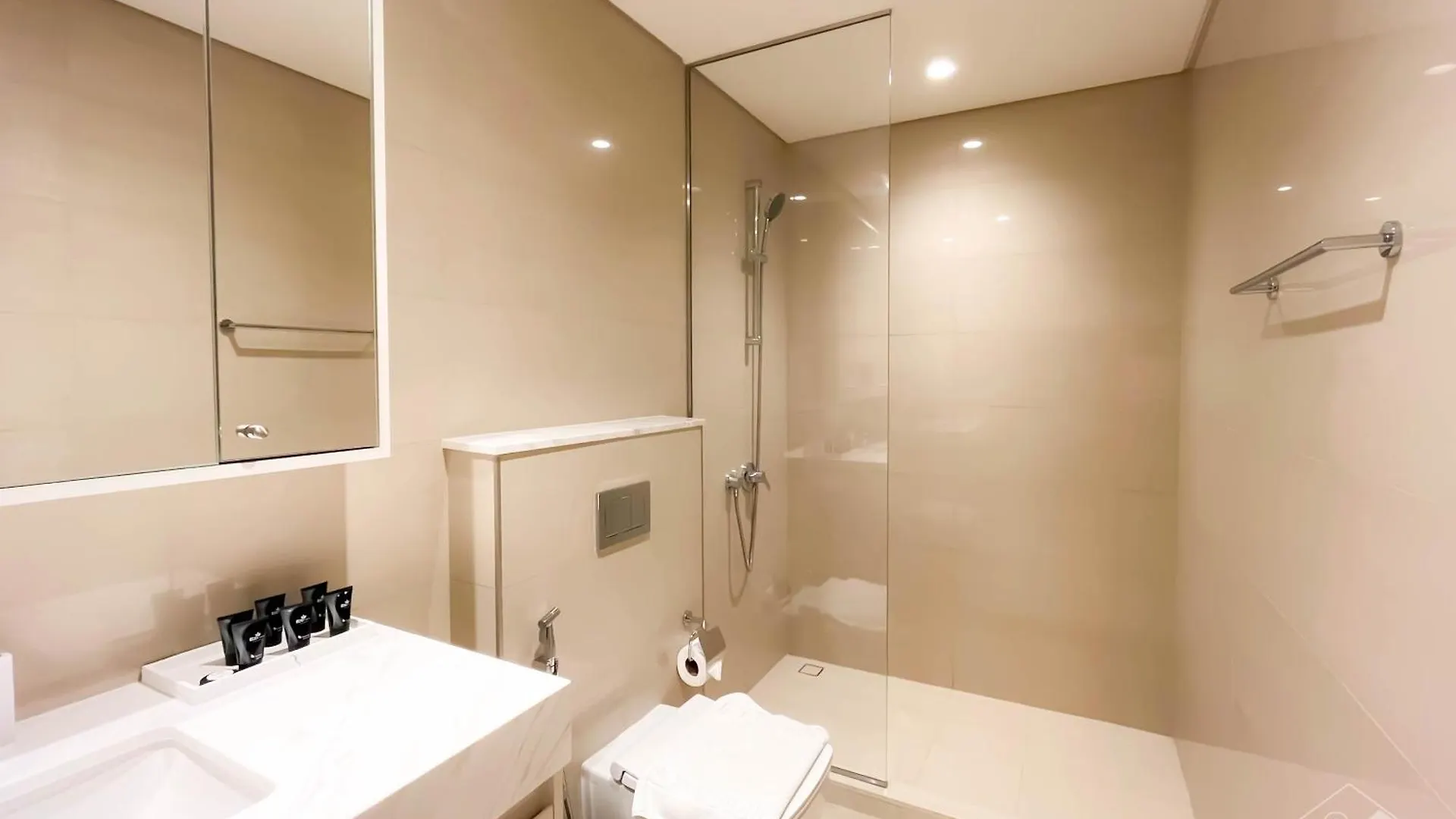 Apartment Burj Royale Luxury 1B Balcony & City View Downtown Dubai