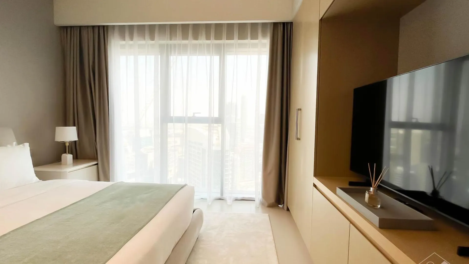 Burj Royale Luxury 1B Balcony & City View Downtown Dubaj 0*,  Spojené arabské emiráty